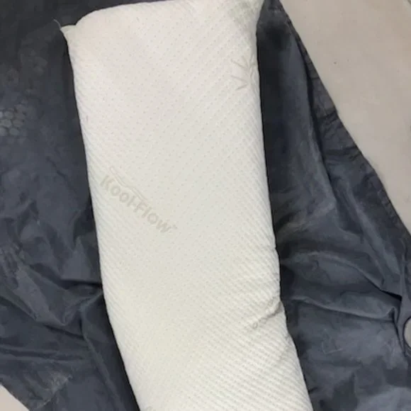 Snuggle-Pedic Long Body Pillow & Cuddledown Pillowcase - Picture 3 of 5